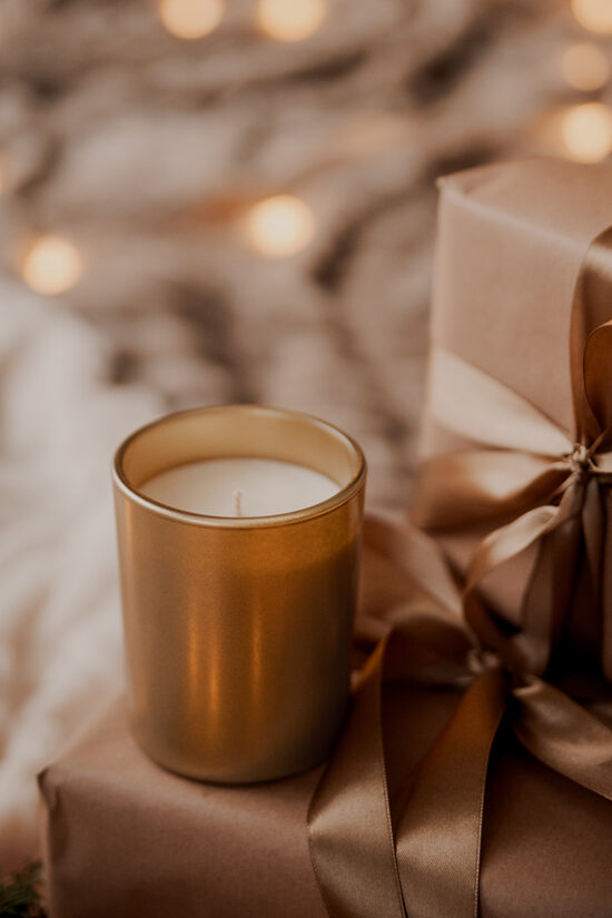 Aromātiskā sojas vaska svece matētā zelta stikla traukā | 200 g